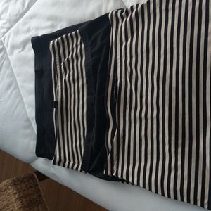 4 H & M cotton skirts